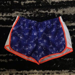 Danskin Now Shorts. New W/out Tags. Size L 12-14.